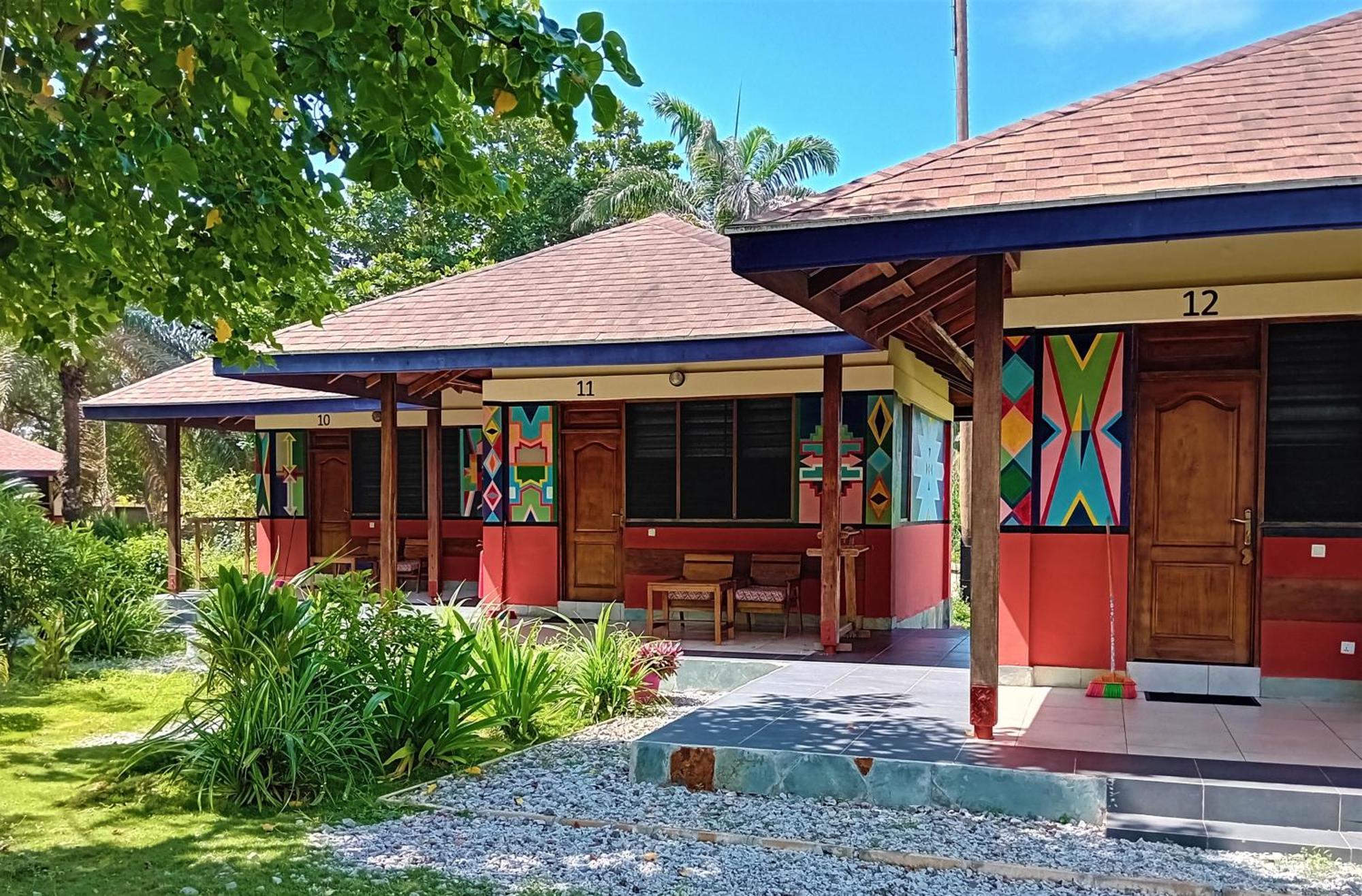 Ko-Sa Beach Resort Ltd Ampeni ภายนอก รูปภาพ